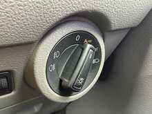 Volkswagen Transporter TDI T28 Highline SWB - U6898