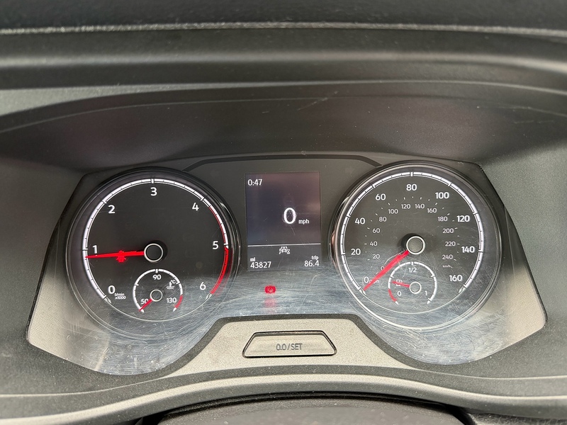 Volkswagen Transporter TDI T28 Highline SWB - U6898