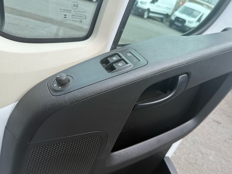 Citroen Relay BlueHDi 35 Enterprise Edition - U6902