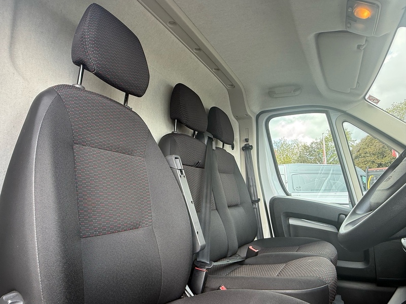 Citroen Relay BlueHDi 35 Enterprise Edition - U6904