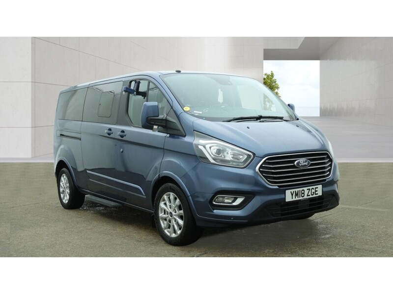 Ford Tourneo Custom 310 EcoBlue Titanium - U6905