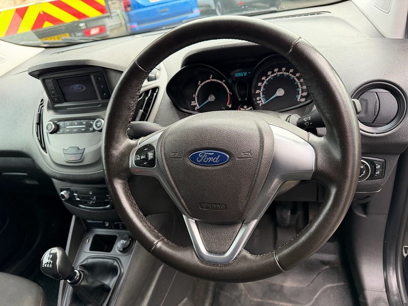 Ford Transit Courier TDCi Trend - U6906