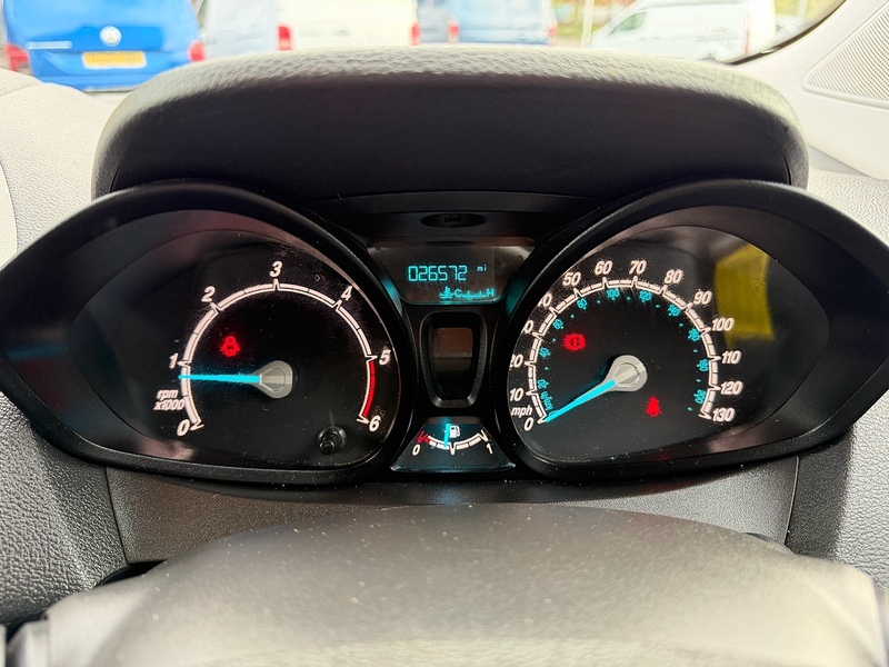 Ford Transit Courier TDCi Trend - U6906