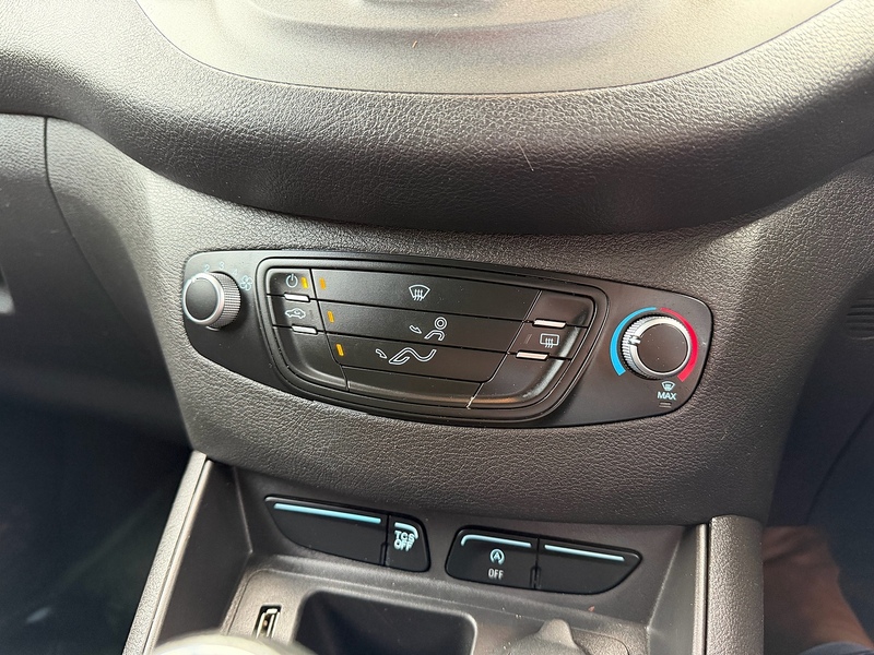 Ford Transit Courier TDCi Trend - U6906