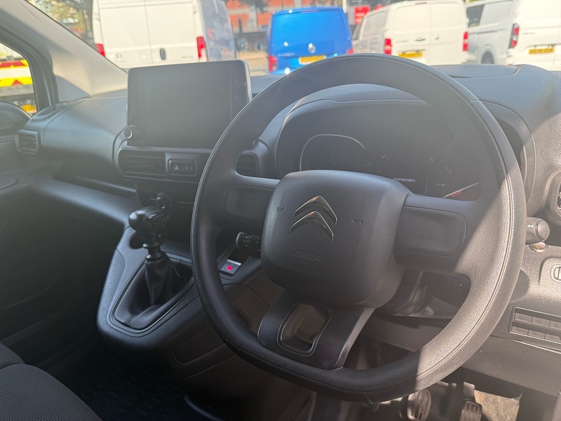 Citroen Berlingo BlueHDi 1000 Enterprise M Pro - U6909