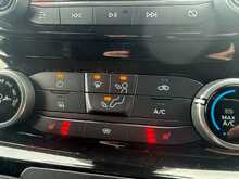 Ford Transit Custom 300 EcoBlue Limited - U6910