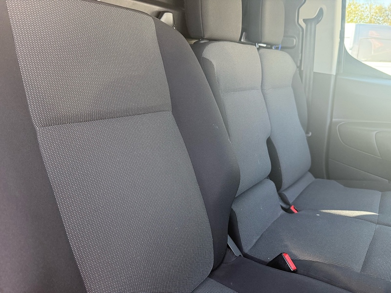 Toyota PROACE CITY BlueHDi Icon - U6912