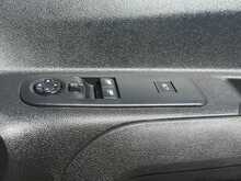 Toyota PROACE CITY BlueHDi Icon - U6912