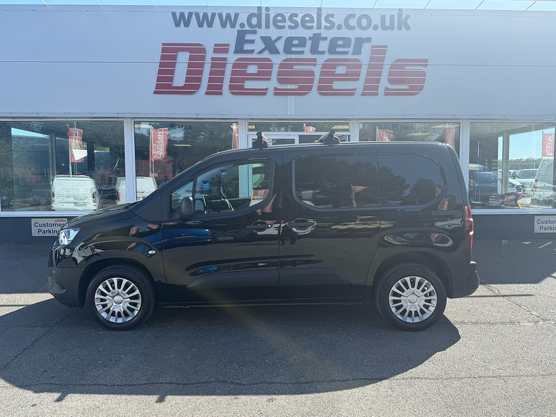 Toyota PROACE CITY BlueHDi Icon - U6912