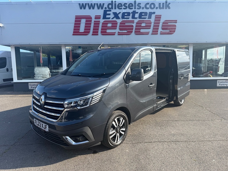 Renault Trafic dCi Blue LL30 Sport+ - U6922