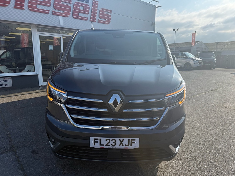 Renault Trafic dCi Blue LL30 Sport+ - U6922