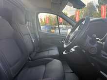 Renault Trafic dCi Blue LL30 Sport+ - U6922