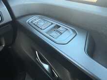Renault Trafic dCi Blue LL30 Sport+ - U6922