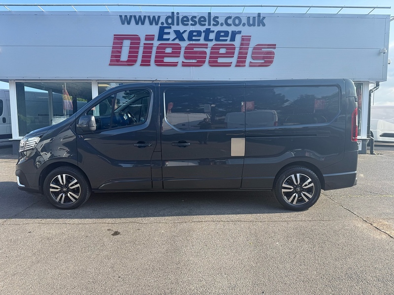 Renault Trafic dCi Blue LL30 Sport+ - U6922