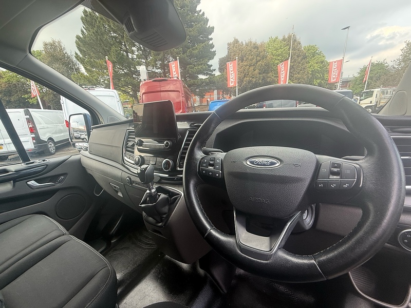 Ford Transit Custom 300 EcoBlue Limited - U6924