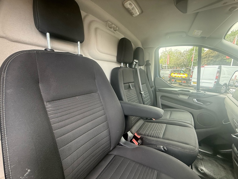 Ford Transit Custom 300 EcoBlue Limited - U6924