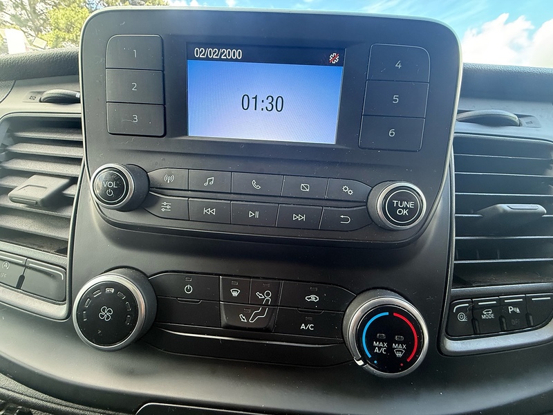 Ford Transit 350 EcoBlue Leader - U6929