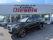 Toyota Hilux D-4D Invincible - U6933