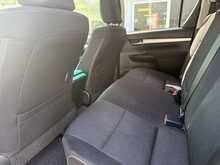 Toyota Hilux D-4D Invincible - U6933