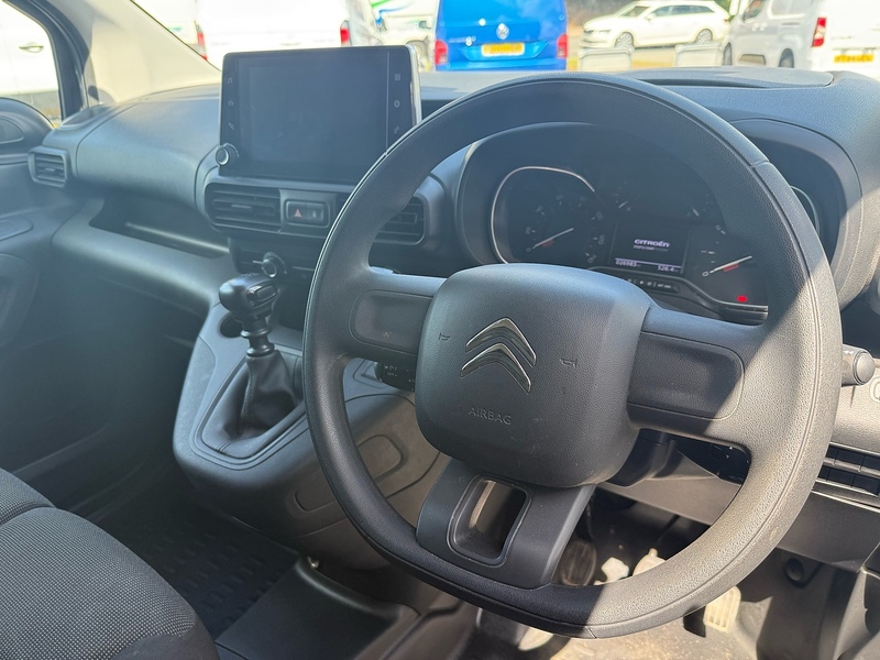 Citroen Berlingo BlueHDi 1000 Enterprise Edition M - U6941