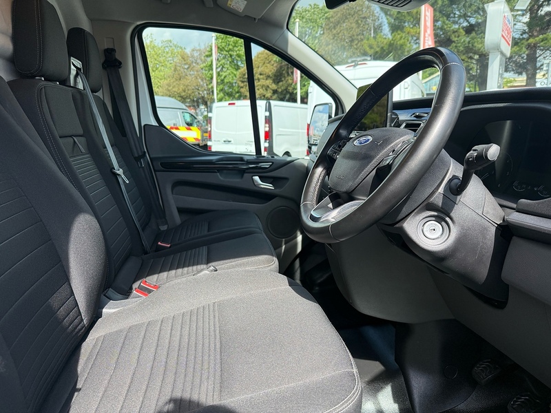 Ford Transit Custom 300 EcoBlue Limited - U6942