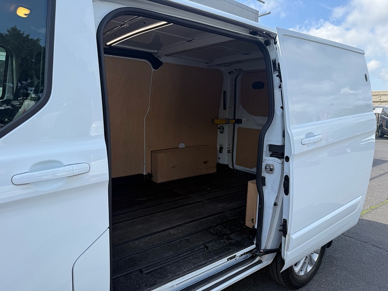 Ford Transit Custom 300 EcoBlue Limited - U6942