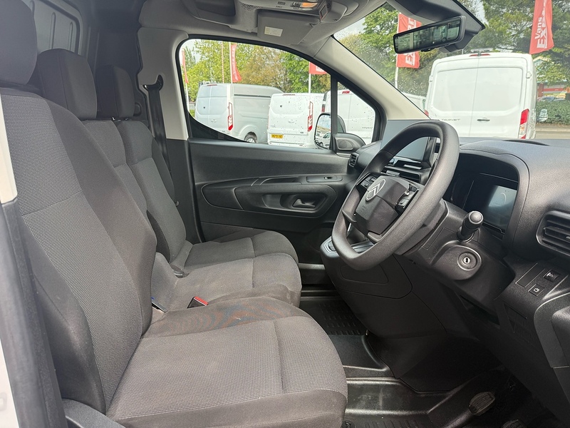 Citroen Berlingo BlueHDi 950 Driver XL - U6945