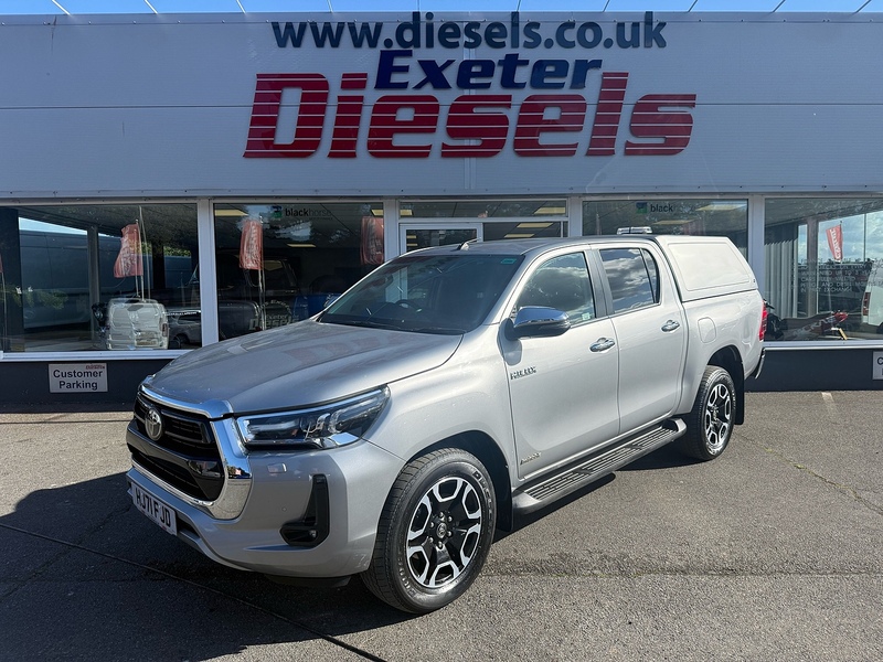 Toyota Hilux D-4D Invincible - U6952