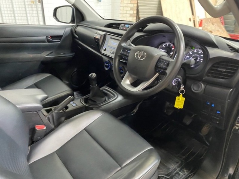 Toyota Hilux D-4D Active Narrow Body - U6953