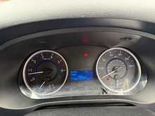 Toyota Hilux D-4D Active - U6956