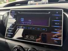 Toyota Hilux D-4D Active - U6956