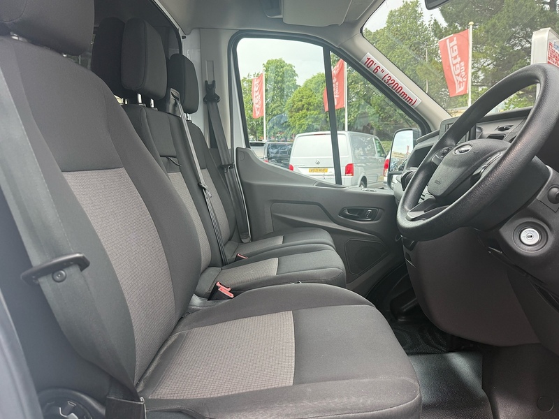 Ford Transit 350 EcoBlue Leader - U6961