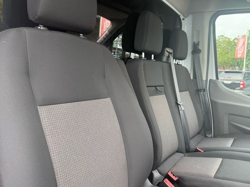 Ford Transit 350 EcoBlue Leader - U6961