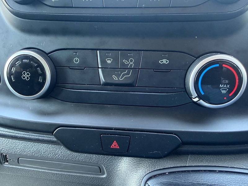 Ford Transit 350 EcoBlue Leader - U6969