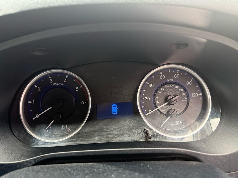 Toyota Hilux D-4D Active - U6972