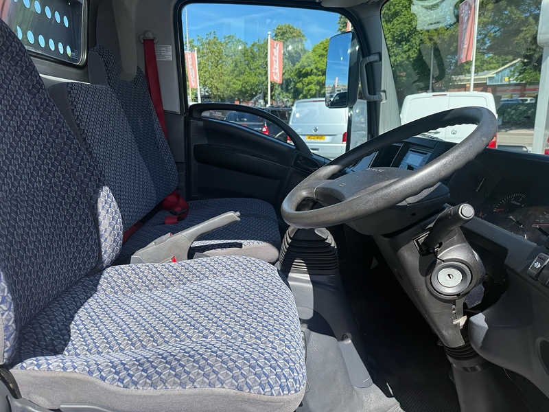 Isuzu Grafter D N35 - U6975