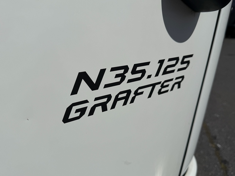Isuzu Grafter D N35 - U6976
