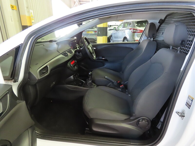Vauxhall Corsa Van CDTi ecoFLEX - U6981