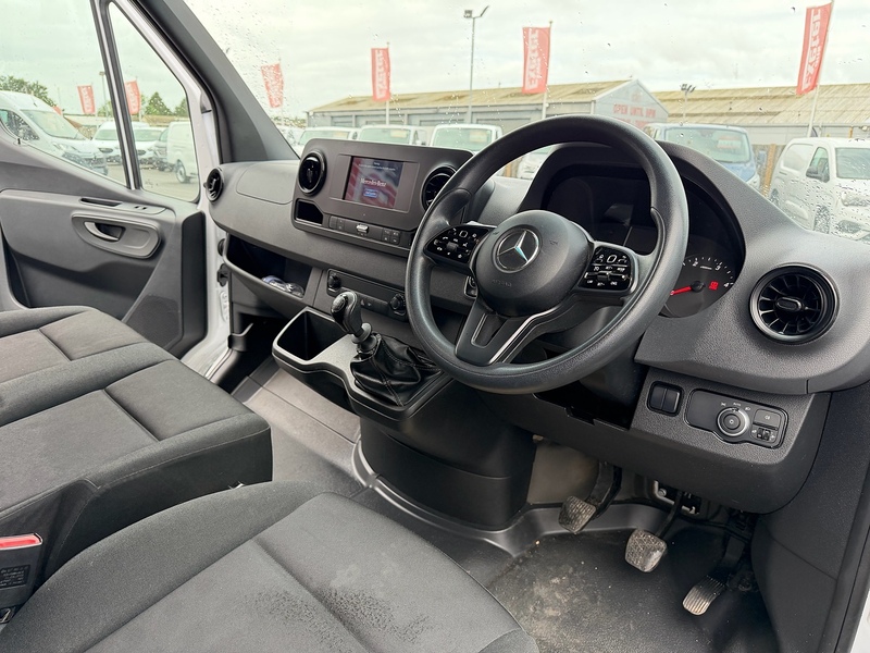 Mercedes-Benz Sprinter 315 CDI Progressive - U6983