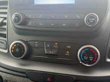 Ford Transit Custom 300 EcoBlue Leader - U6984
