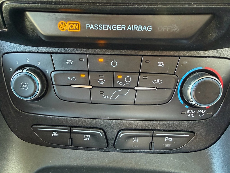 Ford Transit Connect 240 EcoBlue Leader - U6989