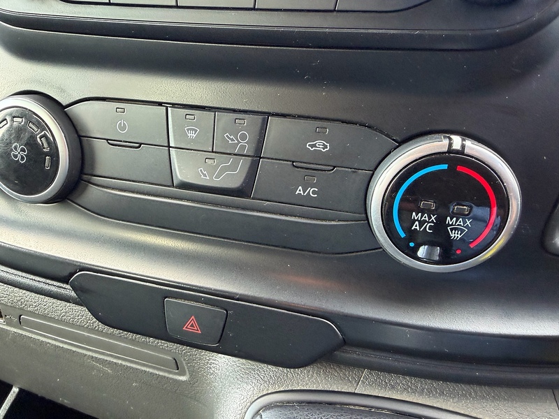 Ford Transit 350 EcoBlue Leader - U6991