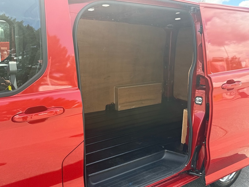 Ford Transit Custom 320 EcoBlue Limited - U6992