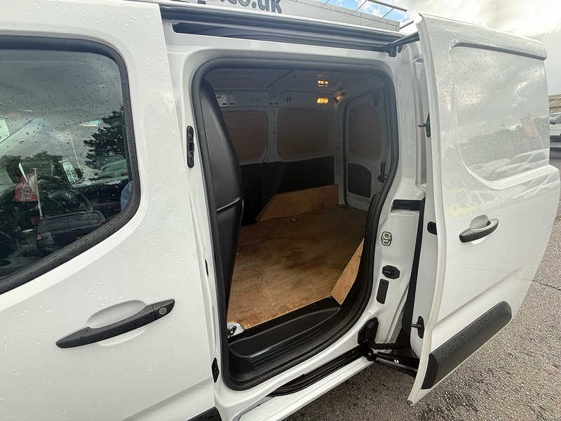 Citroen Berlingo BlueHDi 1000 Enterprise Edition M - U6994