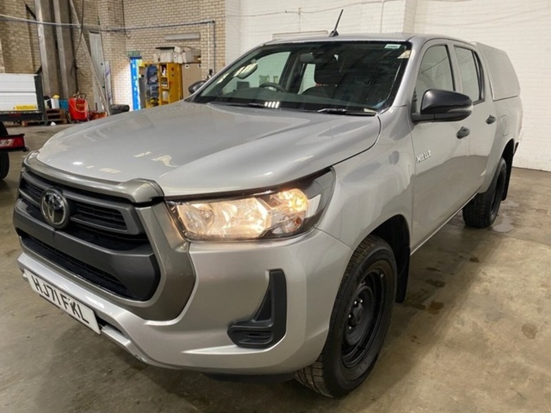 Toyota Hilux D-4D Active - U6995
