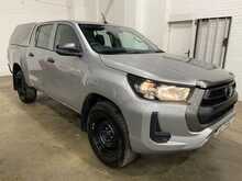 Toyota Hilux D-4D Active - U6995