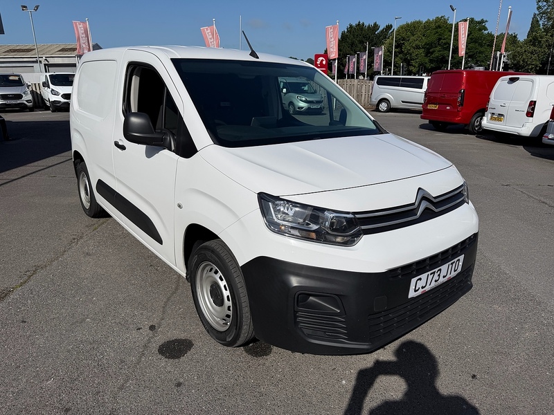 Citroen Berlingo BlueHDi 650 Enterprise Edition M - U7000