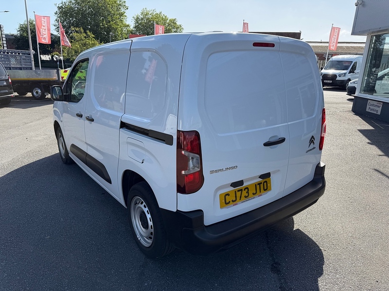 Citroen Berlingo BlueHDi 650 Enterprise Edition M - U7000