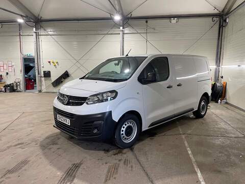 Vauxhall Vivaro 1.3 CDTi ecoFLEX Car Derived Van 3dr Diesel Manual FWD L1 H1 (s/s) Start/Stop (94 g/km, 94 bhp)