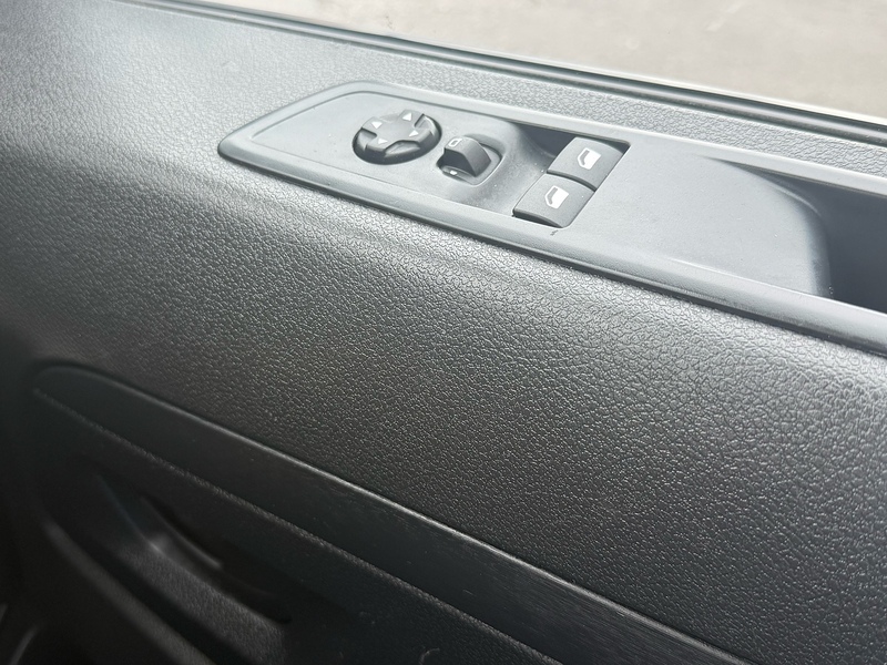Vauxhall Vivaro Turbo D 2900 Prime - U7001